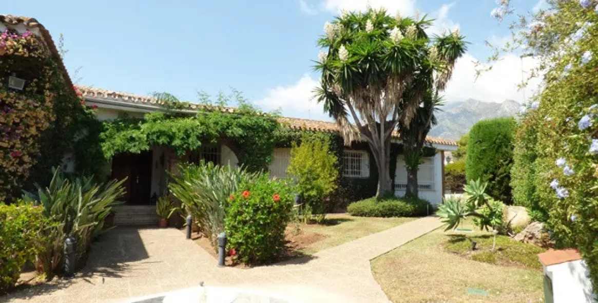 Продажа  отдельно стоящей виллы в Marbella 14