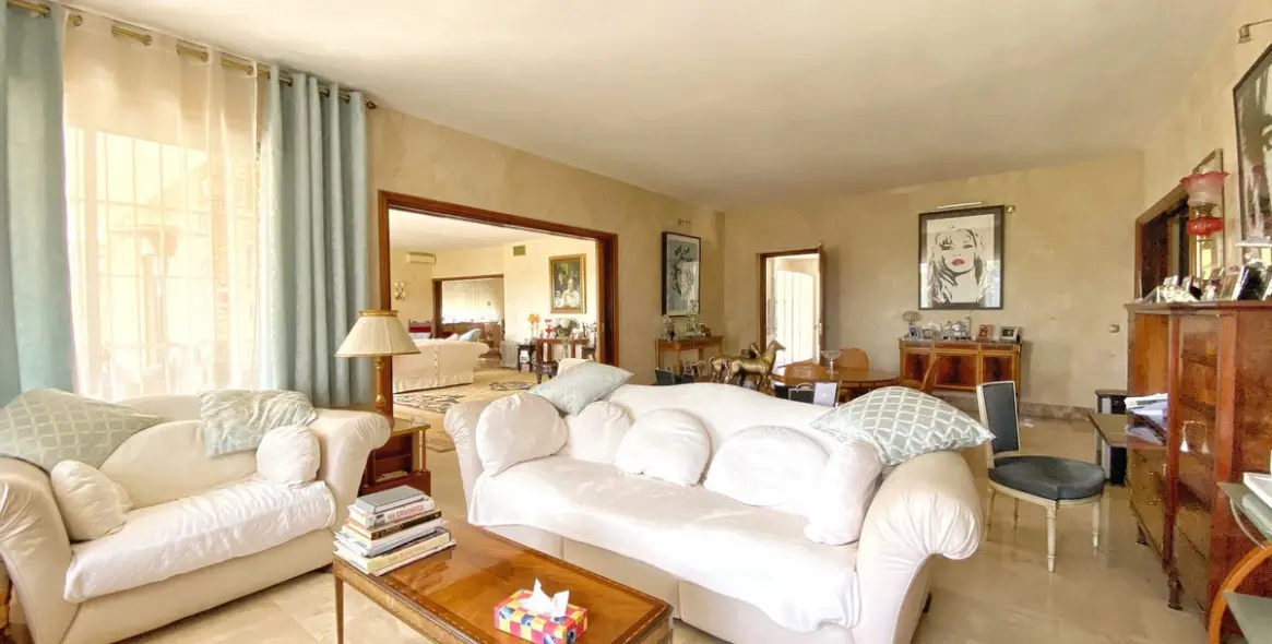 Sale of detached villa in Marbella 29