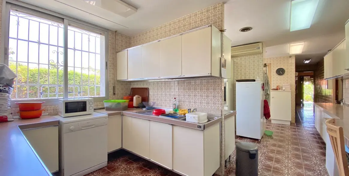 Sale of detached villa in Marbella 41