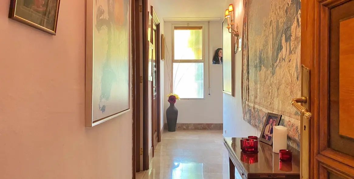 Sale of detached villa in Marbella 52