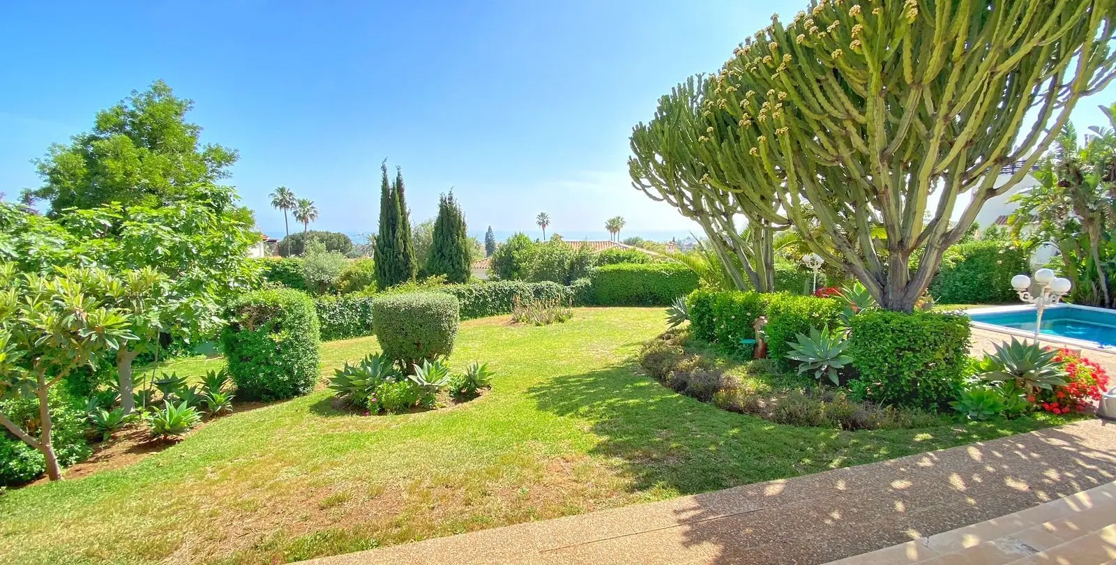 Продажа  отдельно стоящей виллы в Marbella 21