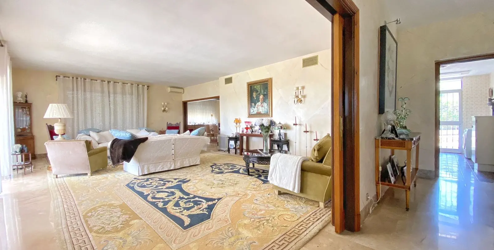 Продажа  отдельно стоящей виллы в Marbella 24