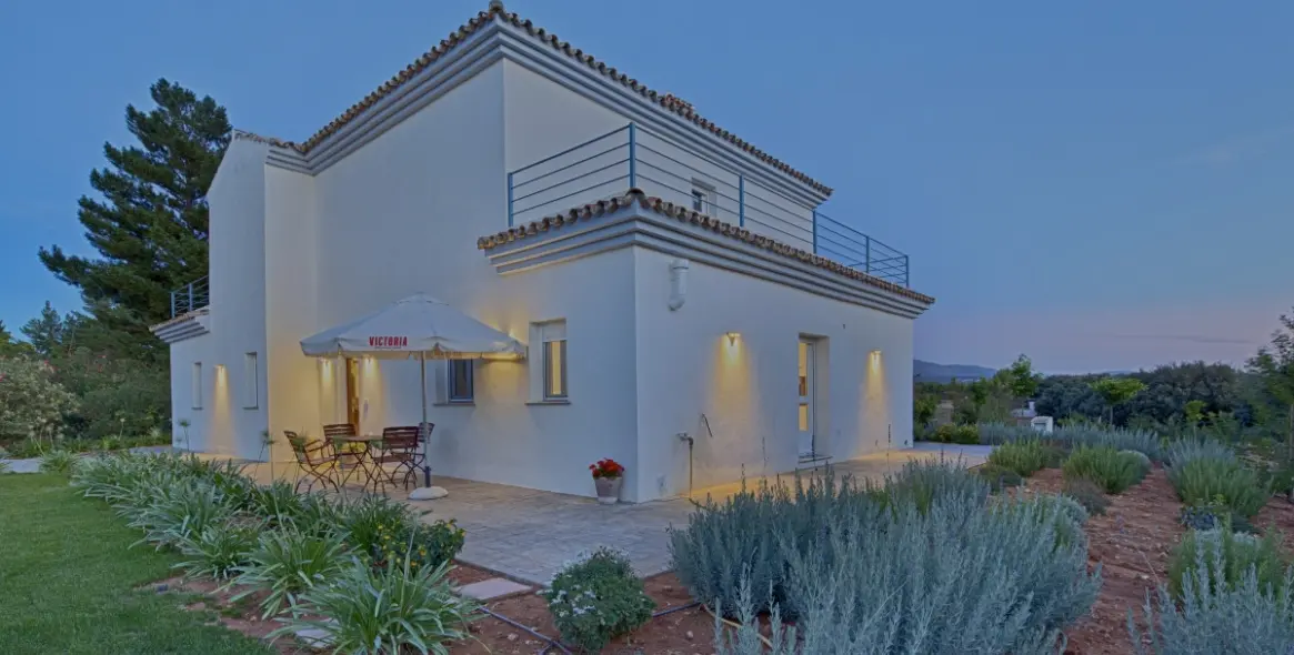 Продажа фермы в Ronda 8