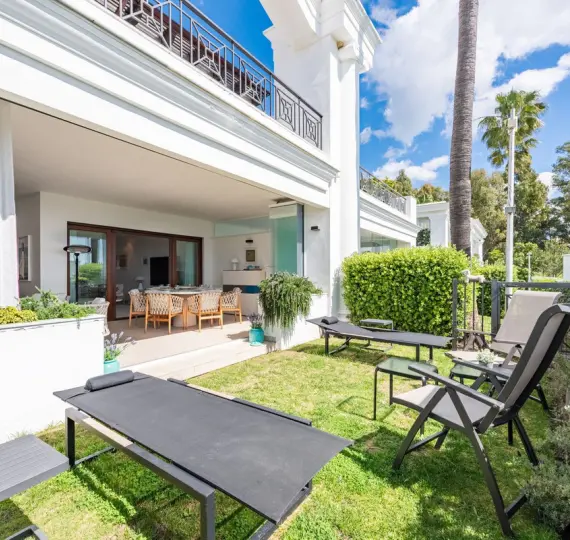 Ground floor apartment R4981105