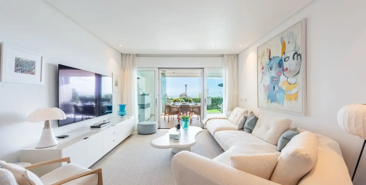 Sale of ground floor apartment in Estepona (district Estepona) 8