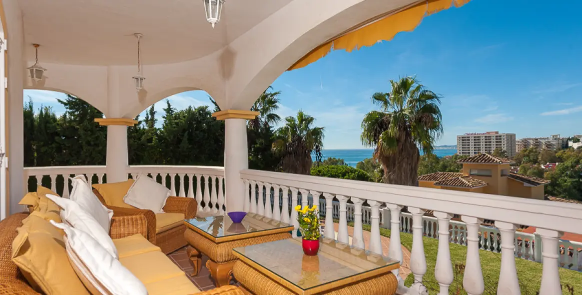Sale of detached villa in Benalmadena 2