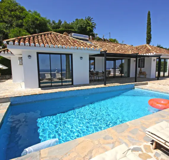 Sale of detached villa in La Capellania