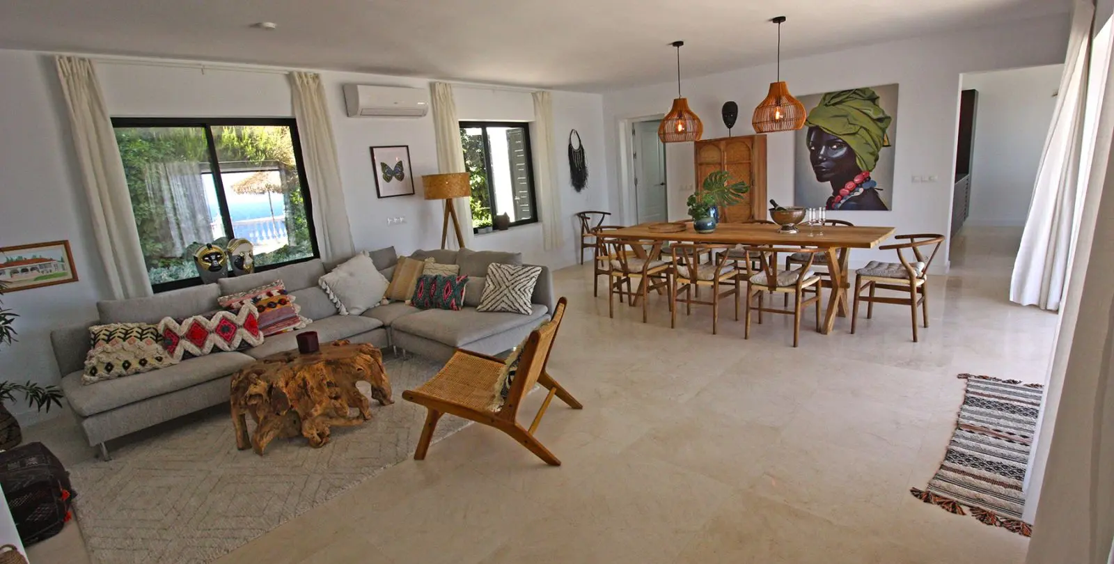 Sale of detached villa in La Capellania 13