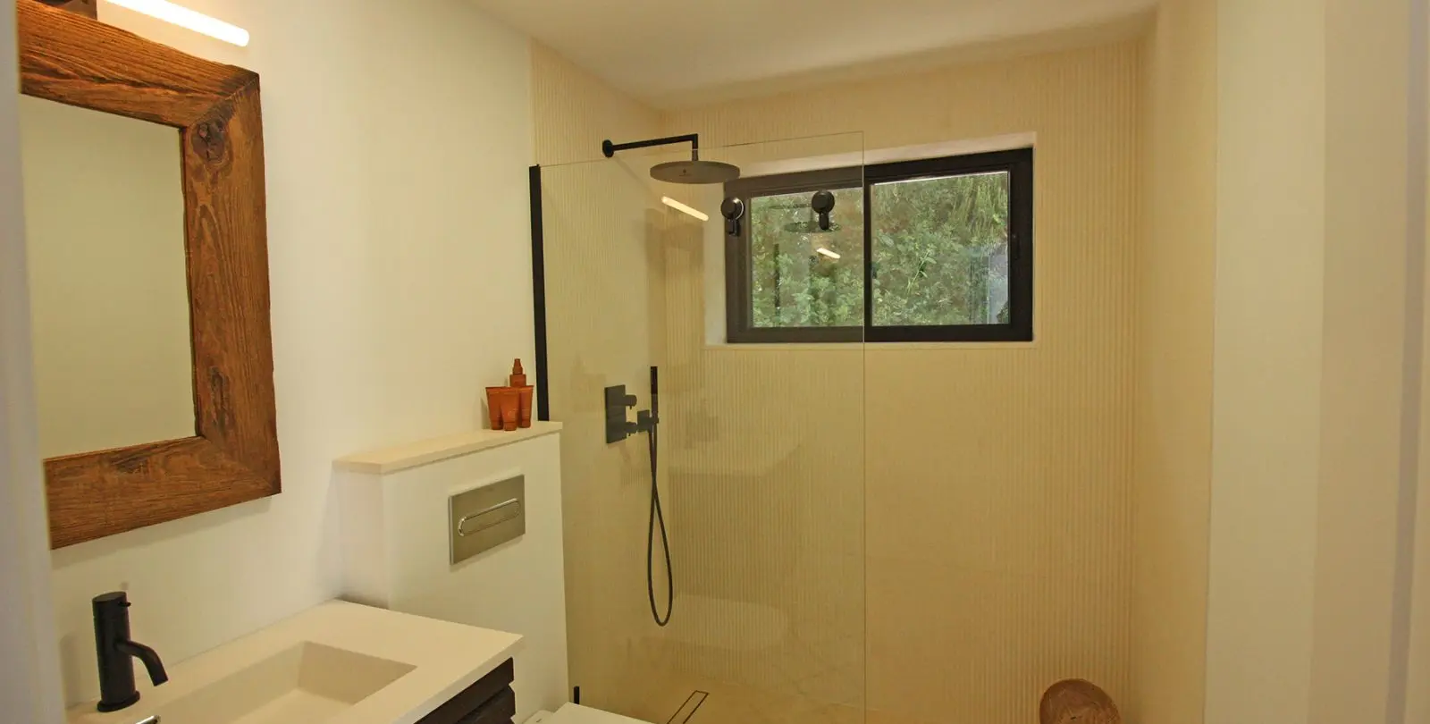 Sale of detached villa in La Capellania 34