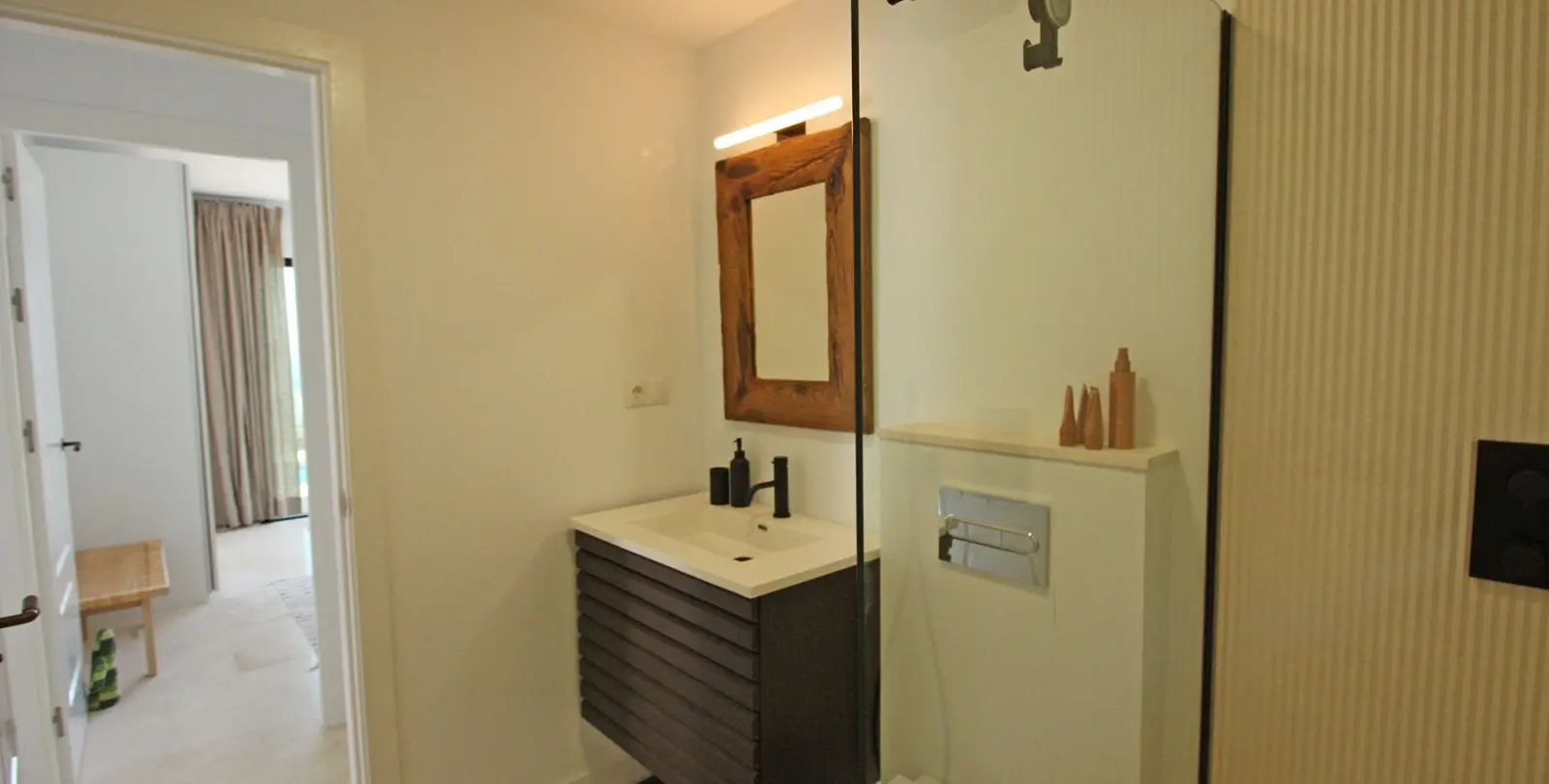 Sale of detached villa in La Capellania 35