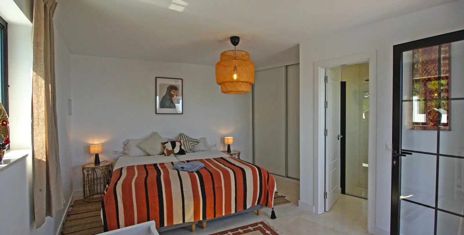 Sale of detached villa in La Capellania 40