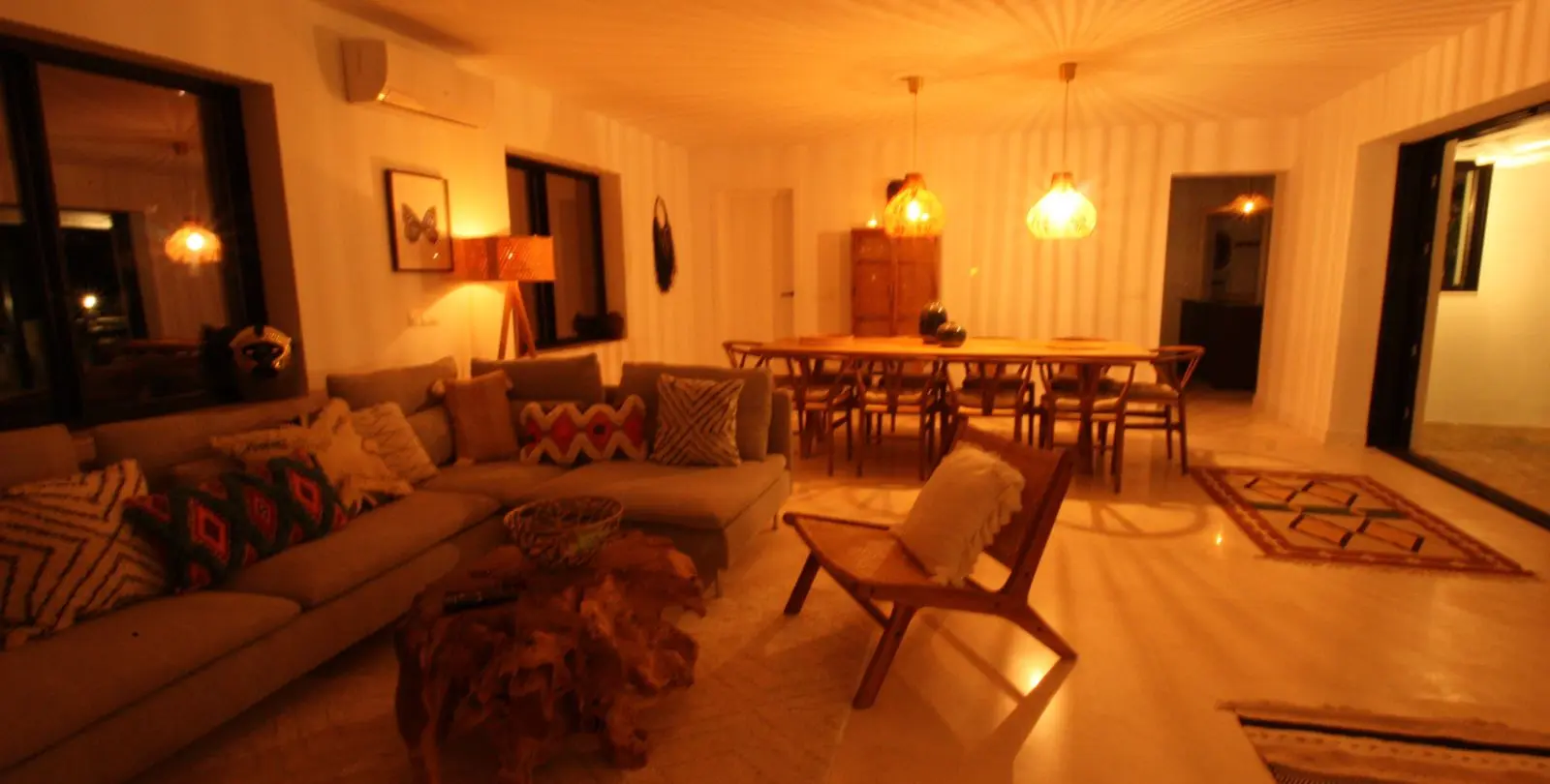 Sale of detached villa in La Capellania 52