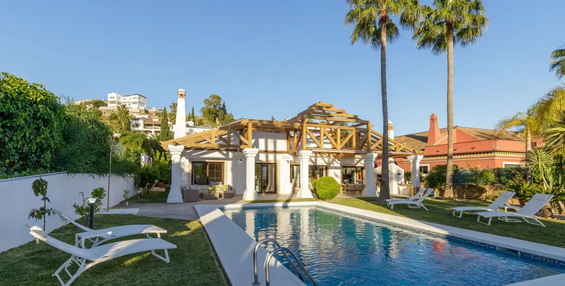 Sale of detached villa in Mijas Golf 1