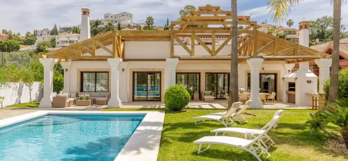Sale of detached villa in Mijas Golf 2