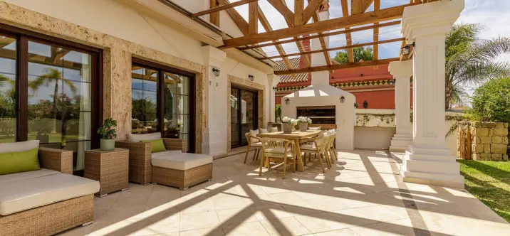 Sale of detached villa in Mijas Golf 3