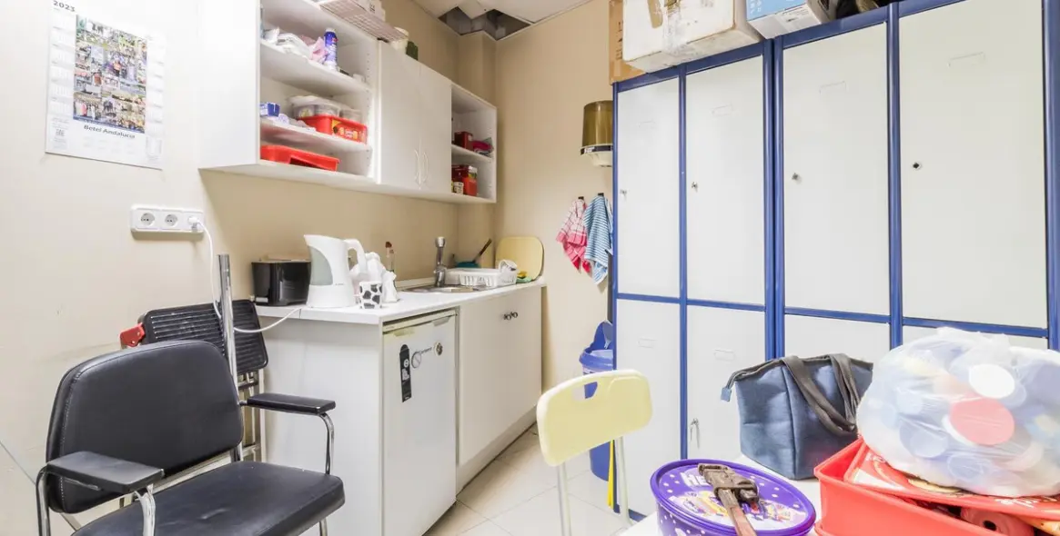 Sale of business in Nueva Andalucía 22