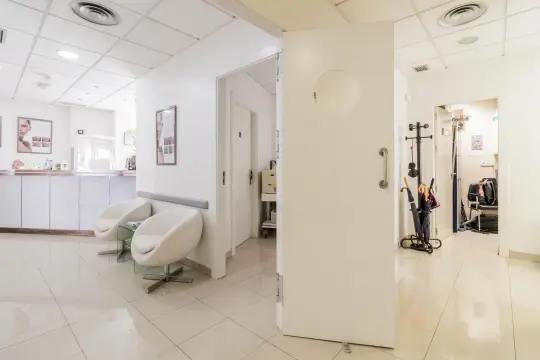 Image 7 thumb