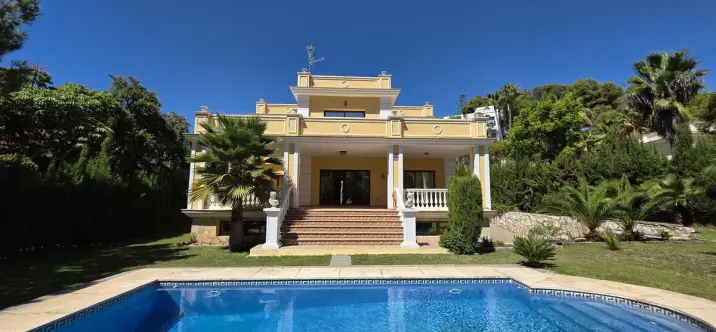 Oтдельно стоящая вилла R4765366 0