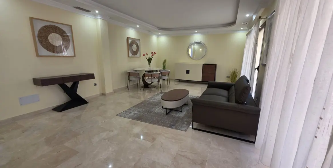 Продажа  отдельно стоящей виллы в Marbella East (район Hacienda Las Chapas) 7