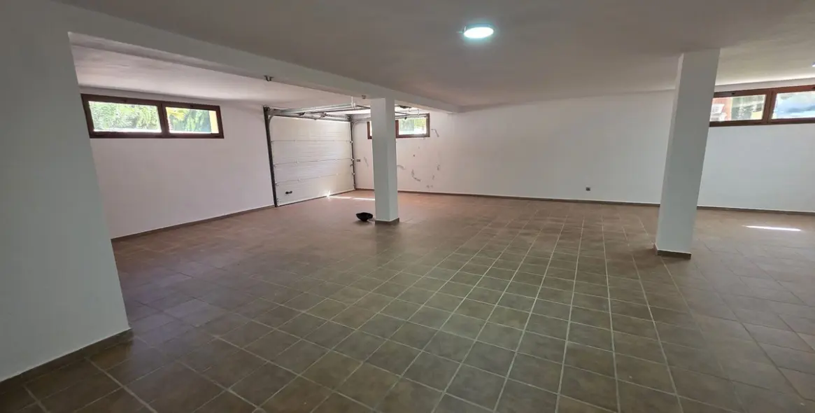 Продажа  отдельно стоящей виллы в Hacienda Las Chapas 27