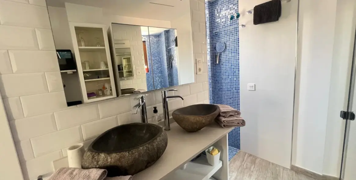 Продажа апартаментного комплекса в Málaga 22