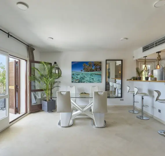 Semi-detached house R4782646