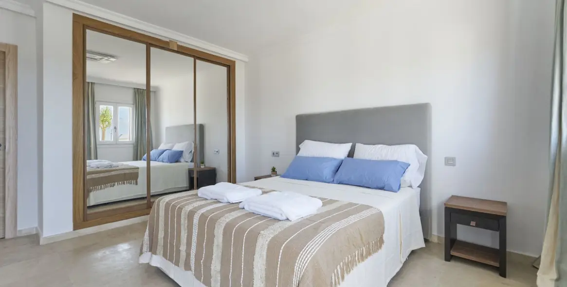 Sale of semi-detached house in Marbella (district The Golden Mile) 9