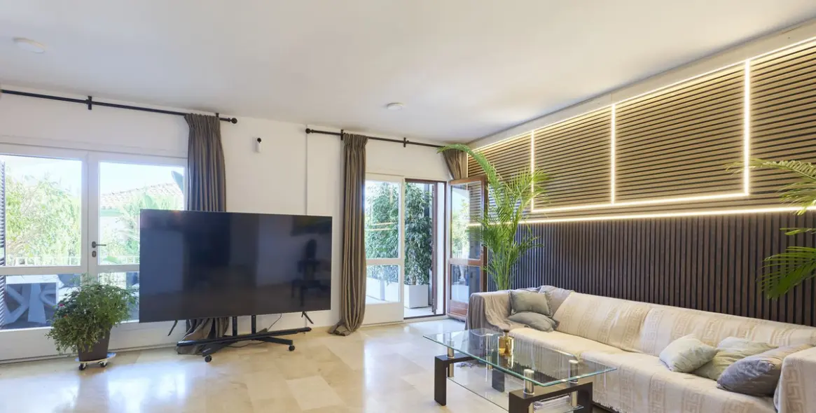 Sale of semi-detached house in Marbella (district The Golden Mile) 3