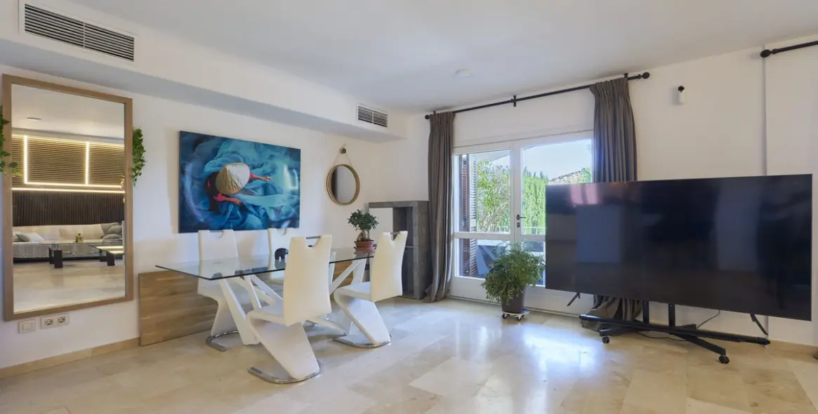 Sale of semi-detached house in Marbella (district The Golden Mile) 6