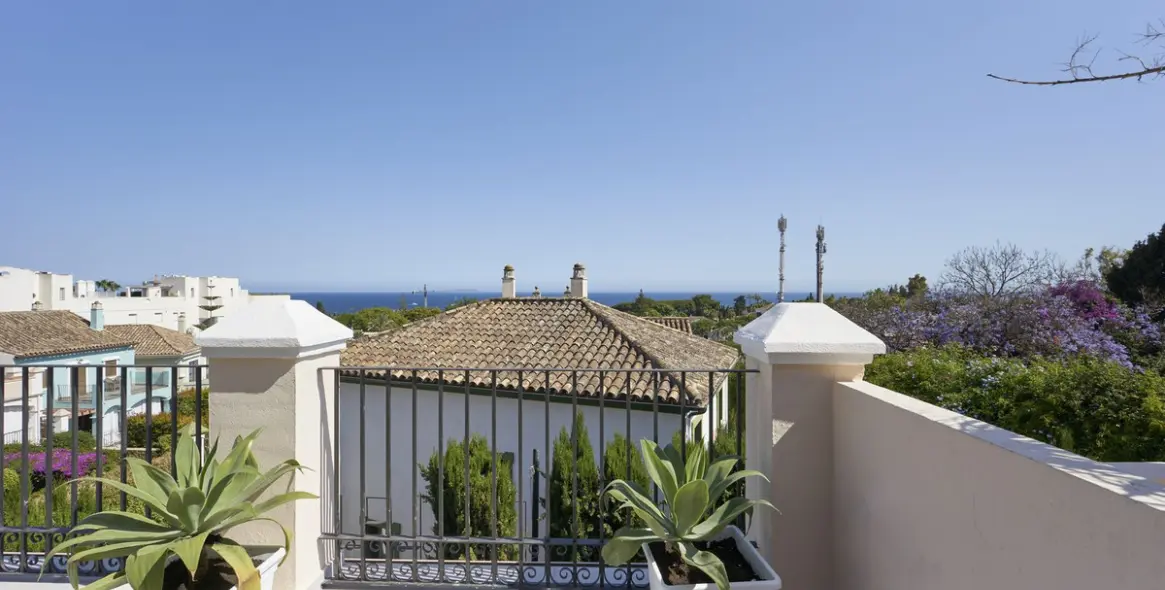 Краткосрочная аренда дома на две семьи в The Golden Mile 35