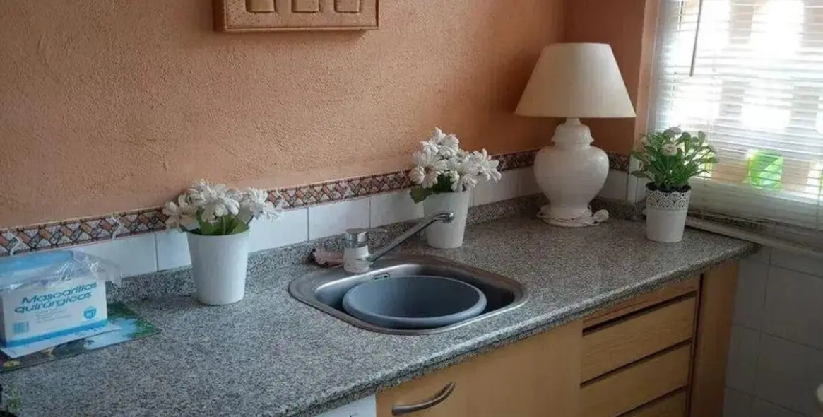 Sale of townhouse in The Golden Mile 15