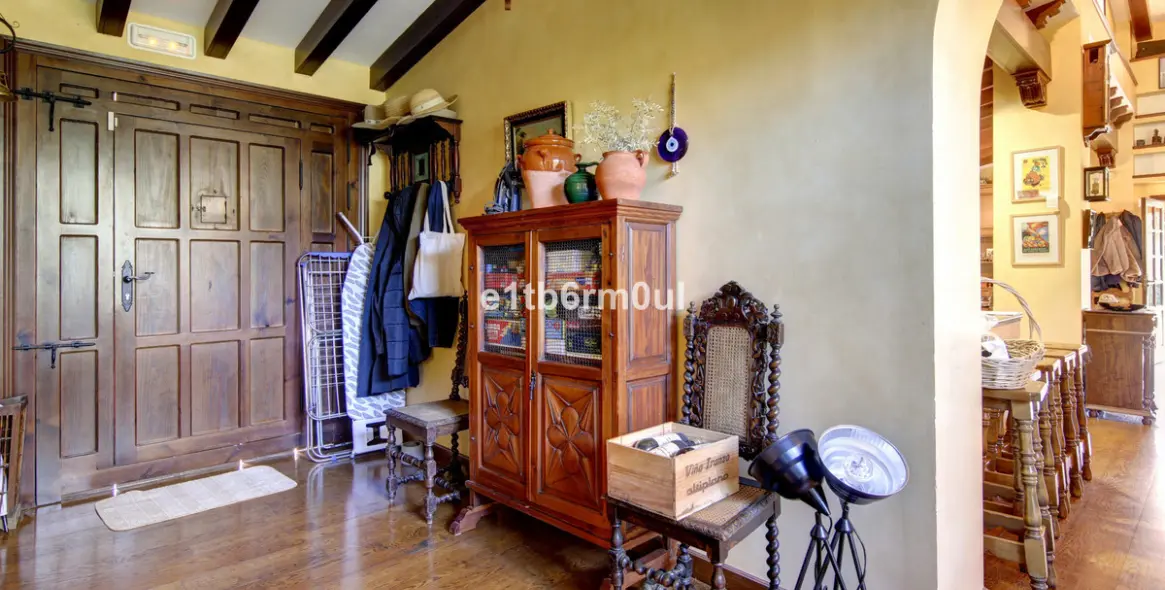 Sale of finca - cortijo in Malaga (district Provincia de Málaga) 3