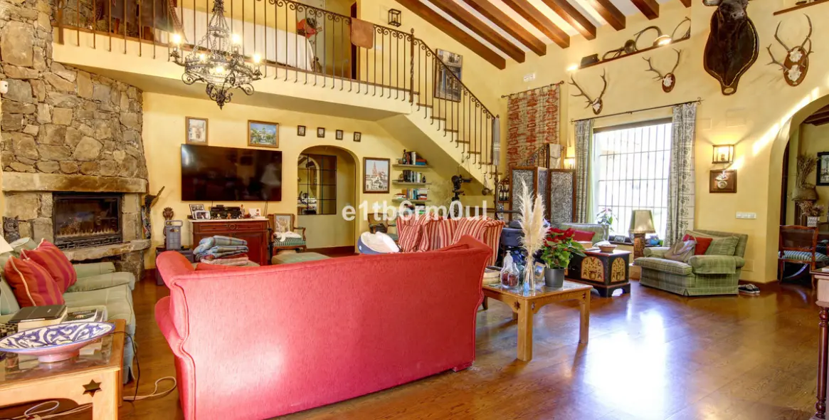 Sale of finca - cortijo in Malaga (district Provincia de Málaga) 5