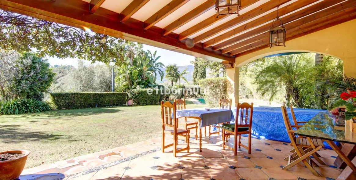 Sale of finca - cortijo in Malaga (district Provincia de Málaga) 10