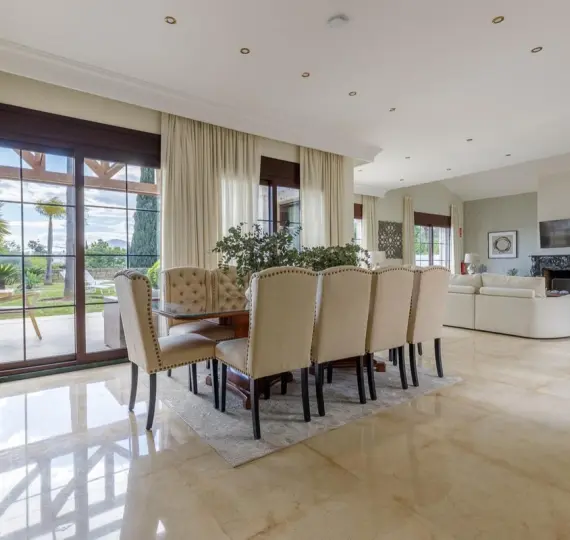 Sale of detached villa in Mijas Golf