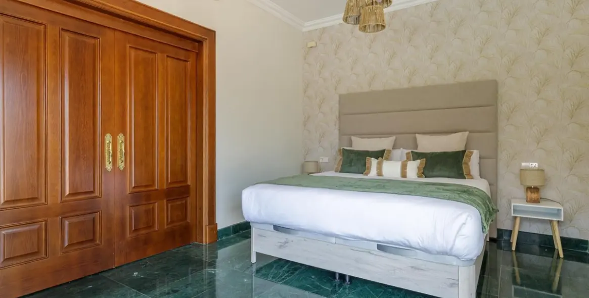 Sale of detached villa in Mijas Golf 6