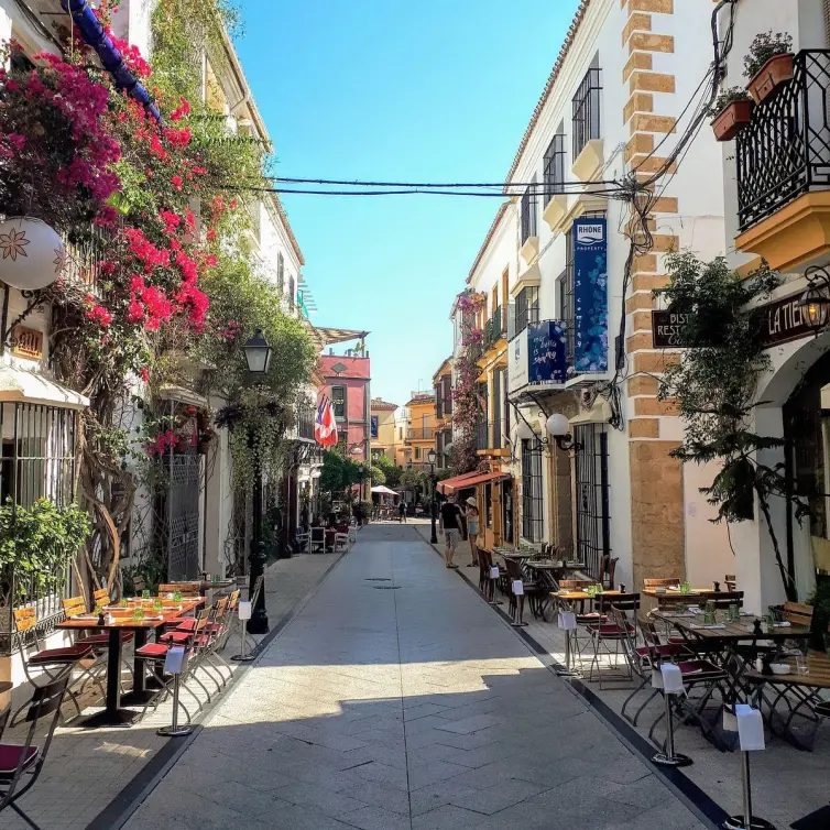 Продажа  жилого участка в Marbella