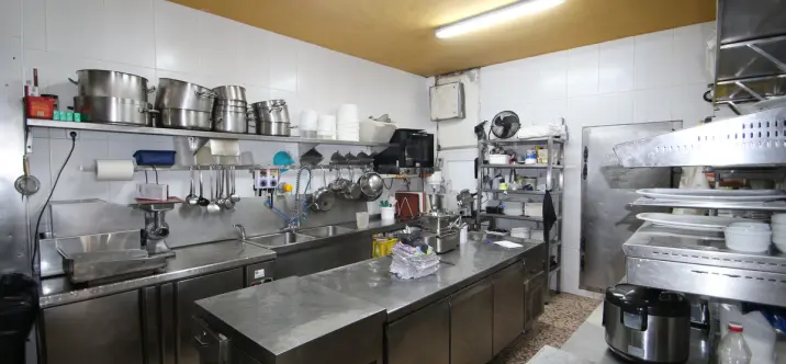 Venta de restaurante en El Paraiso 4