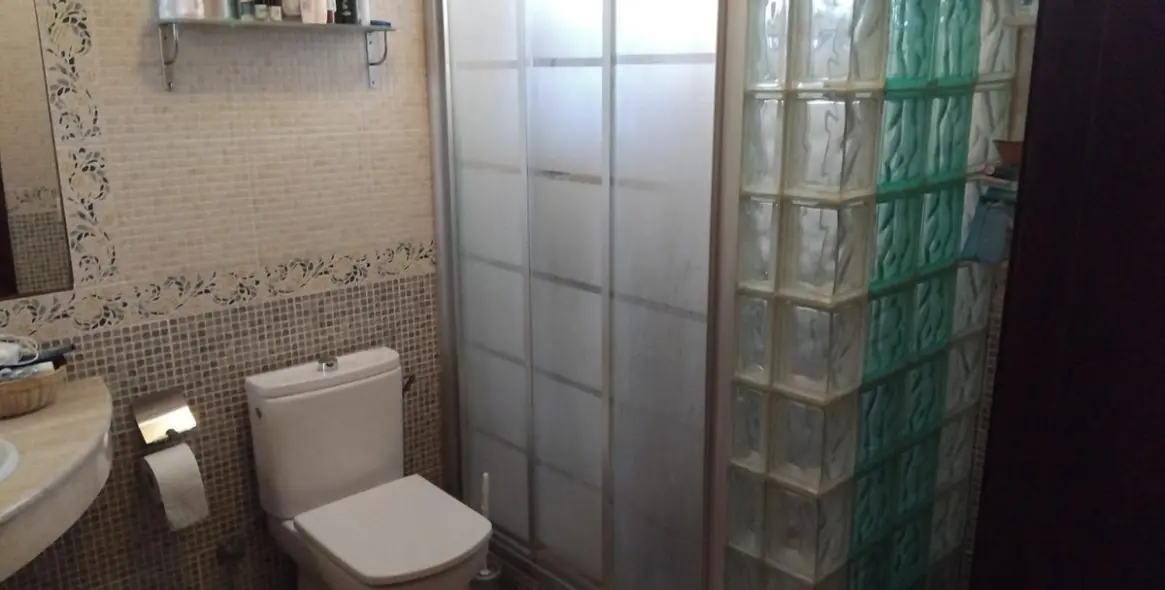 Sale of restaurant in El Paraiso 30