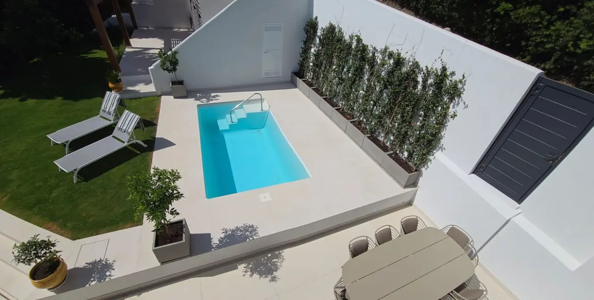 Продажа  отдельно стоящей виллы в Marbella 1