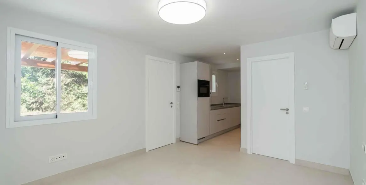 Продажа  отдельно стоящей виллы в Marbella 19