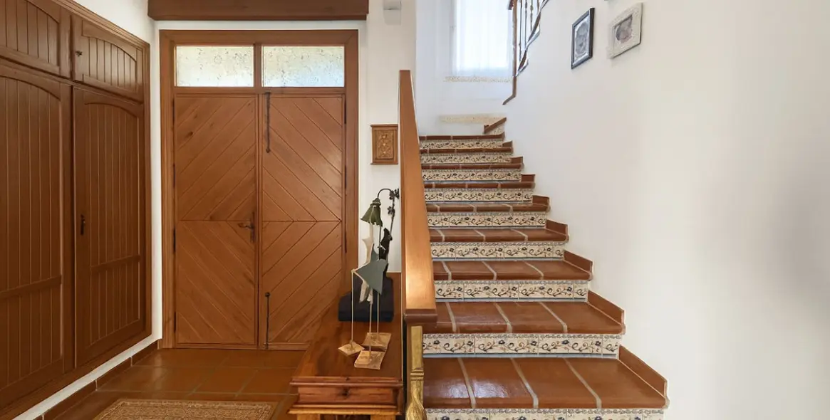 Sale of detached villa in Istán 27