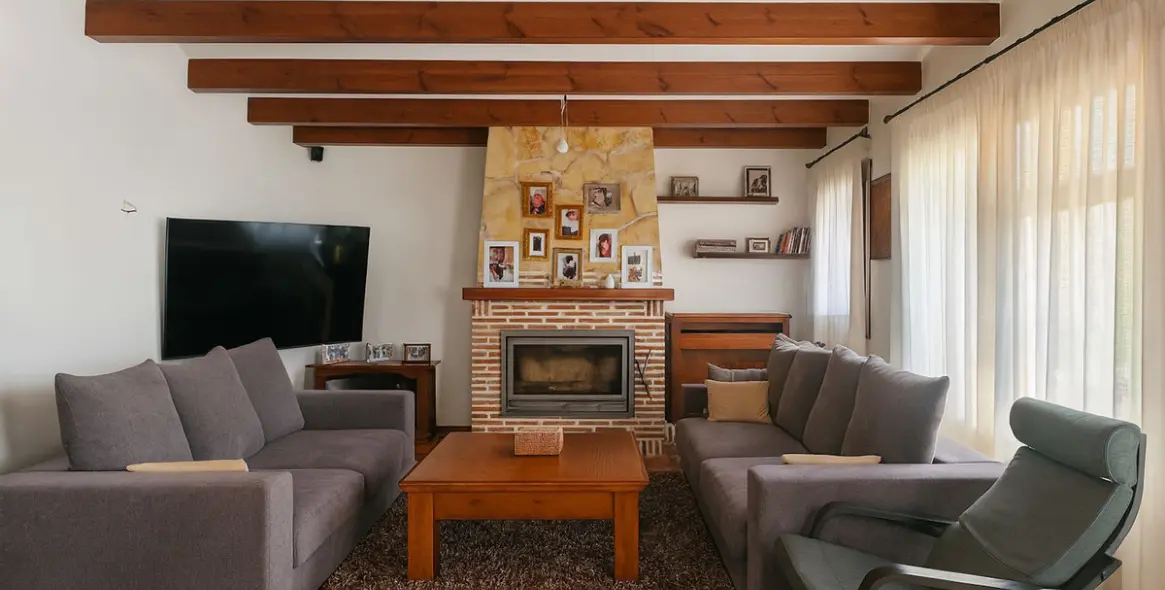 Sale of detached villa in Istán 6
