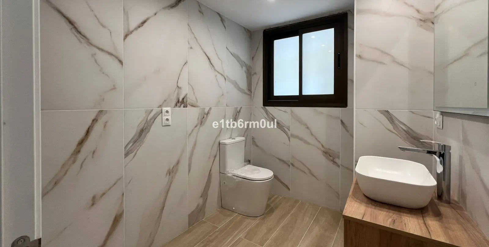 Venta de apartamento en planta media en Marbella 14