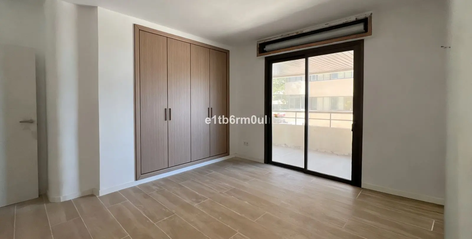 Venta de apartamento en planta media en Marbella 15