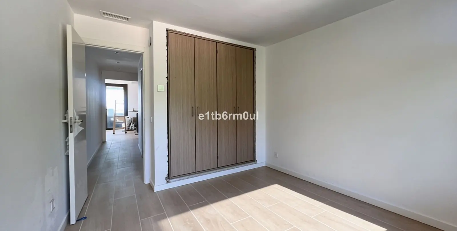 Venta de apartamento en planta media en Marbella 20