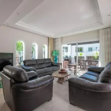 Venta de ático dúplex en Puerto Banús