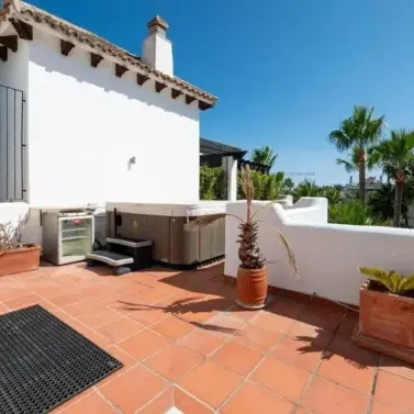 Venta de ático dúplex en Puerto Banús