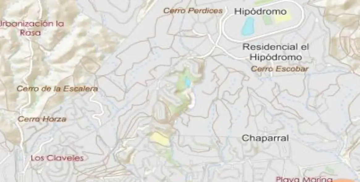 Sale of commercial plot in Cerros del Aguila 3