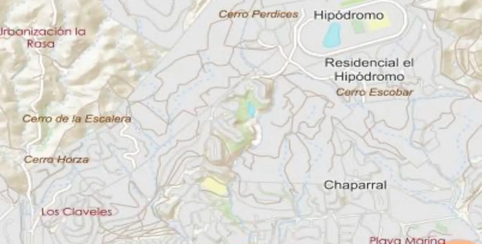 Sale of commercial plot in Cerros del Aguila 3